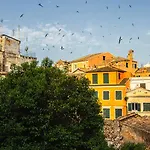Casa Afrodite Old Town Corfu Duplex With Private Roof Terrace Next To St Spyridon コルフ島