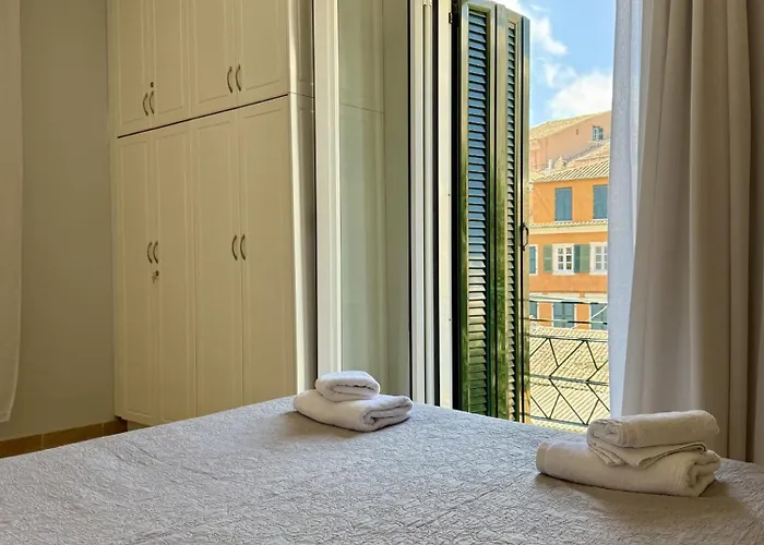 Casa Afrodite Old Town Corfu Duplex With Private Roof Terrace Next To St Spyridon Appartement