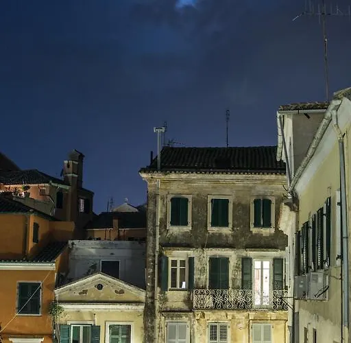 Casa Afrodite Old Town Corfu Duplex With Private Roof Terrace Next To St Spyridon דירה Corfu (city)