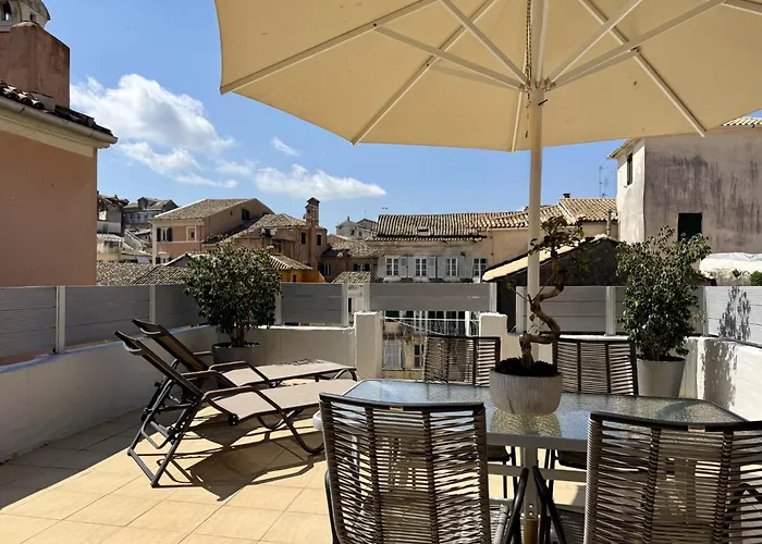 Casa Afrodite Old Town Corfu Duplex With Private Roof Terrace Next To St Spyridon Διαμέρισμα Corfu (city)