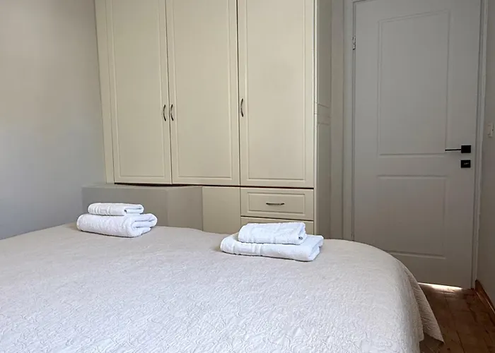 Casa Afrodite Old Town Corfu Duplex With Private Roof Terrace Next To St Spyridon