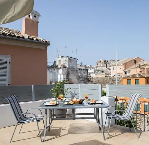 Διαμέρισμα Casa Afrodite Old Town Corfu Duplex With Private Roof Terrace Next To St Spyridon *
